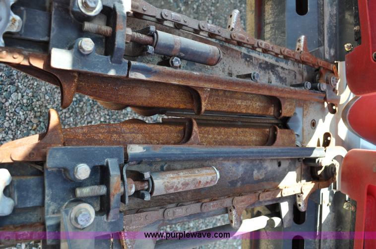 image for item A5997 2008 Case IH 2412 corn header