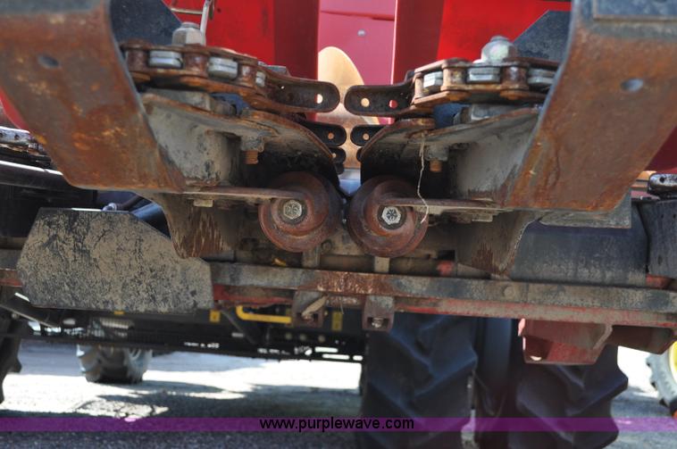 image for item A5997 2008 Case IH 2412 corn header