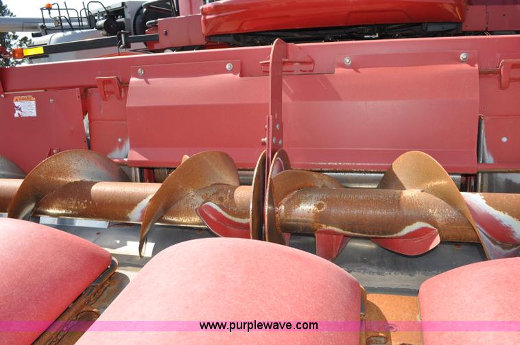image for item A5997 2008 Case IH 2412 corn header