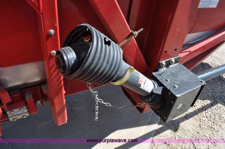 image for item A5997 2008 Case IH 2412 corn header