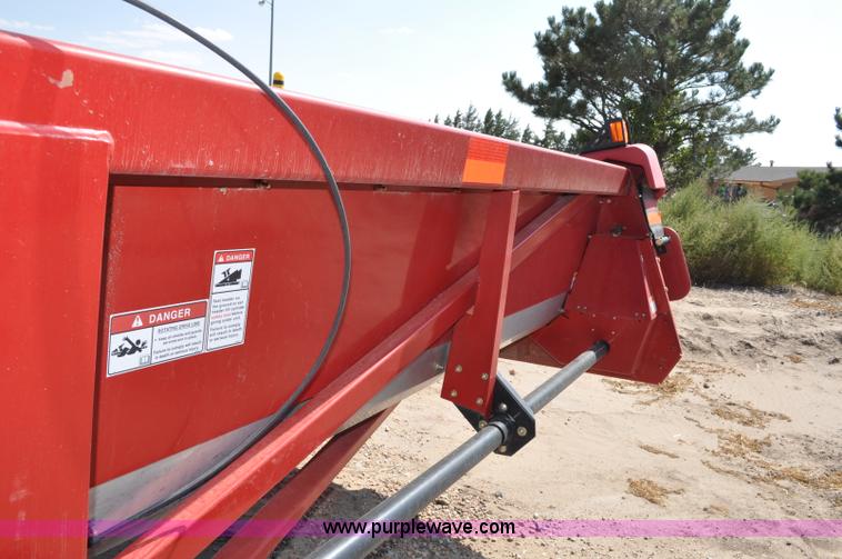 image for item A5997 2008 Case IH 2412 corn header