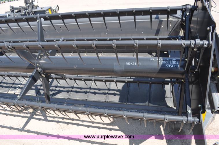 image for item A6000 2009 AGCO Gleaner 5100-30 30' draper header