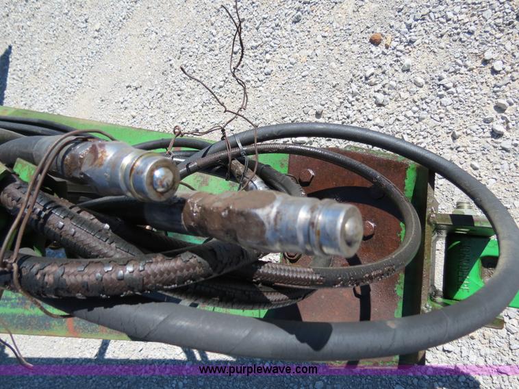 image for item B2477 1999 John Deere 610 32' chisel