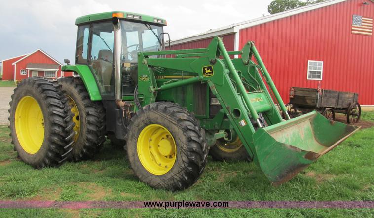 image for item B2855 1996 John Deere 7800 MFWD tractor