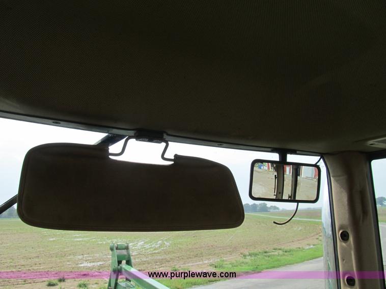 image for item B2855 1996 John Deere 7800 MFWD tractor