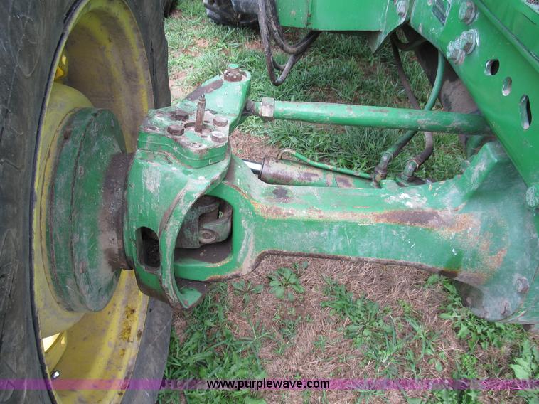 image for item B2855 1996 John Deere 7800 MFWD tractor