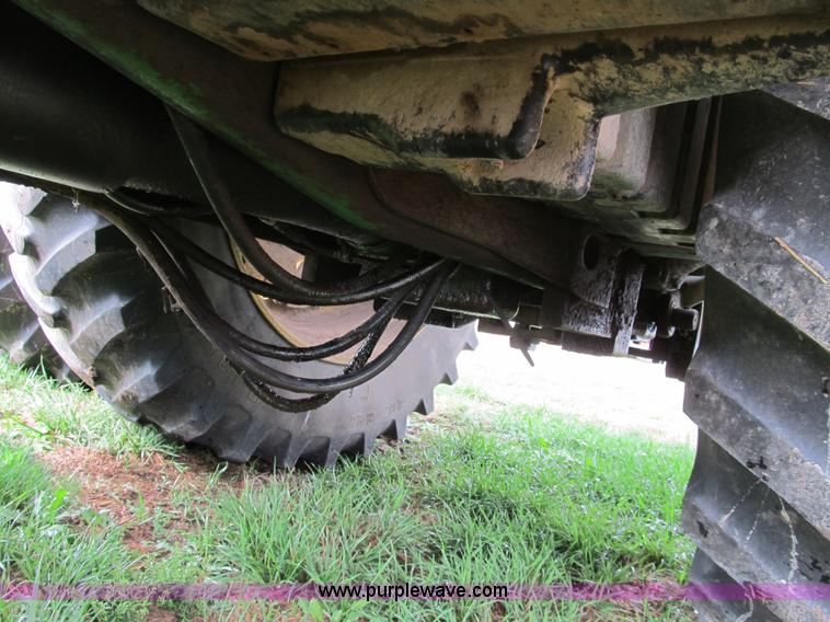 image for item B2855 1996 John Deere 7800 MFWD tractor