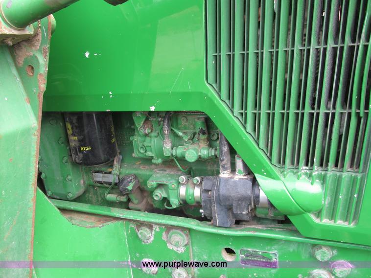 image for item B2855 1996 John Deere 7800 MFWD tractor