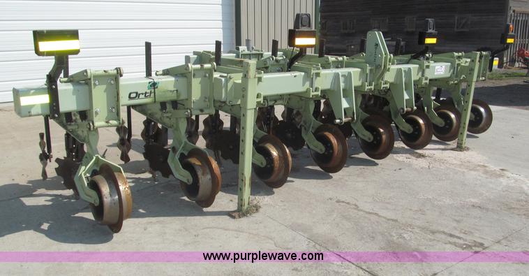 image for item B5217 2007 Orthman 1 tRIPr strip tiller