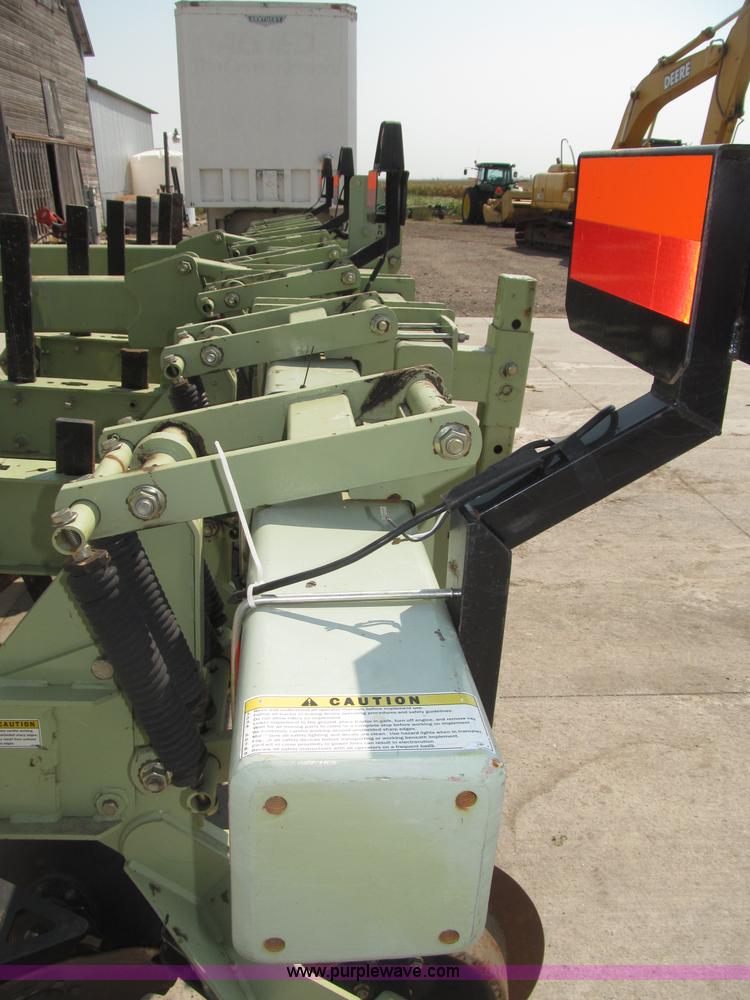 image for item B5217 2007 Orthman 1 tRIPr strip tiller