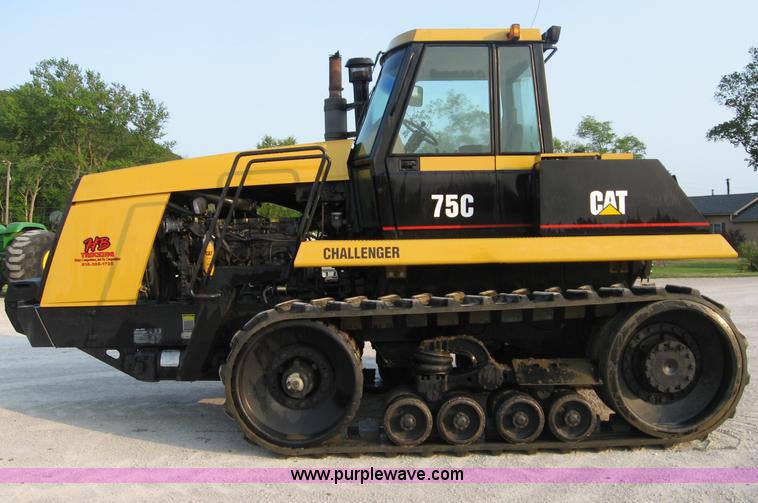 image for item B6392 1994 Caterpillar Challenger 75C tractor