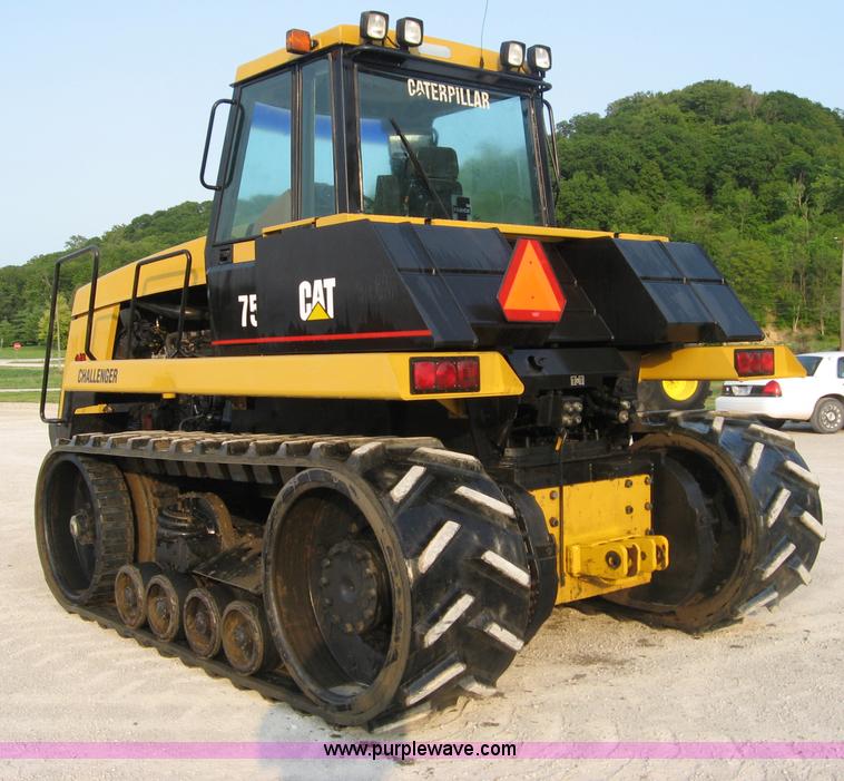 image for item B6392 1994 Caterpillar Challenger 75C tractor