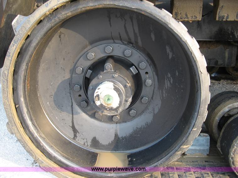 image for item B6392 1994 Caterpillar Challenger 75C tractor