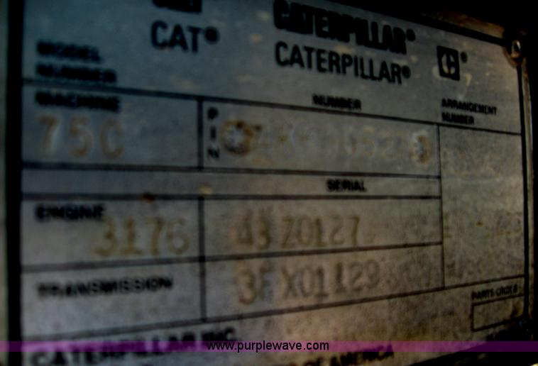 image for item B6392 1994 Caterpillar Challenger 75C tractor