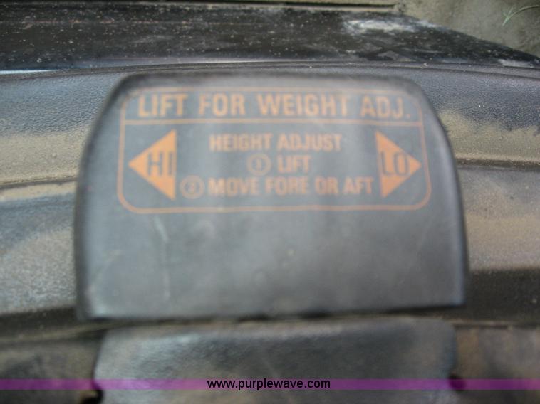 image for item B6392 1994 Caterpillar Challenger 75C tractor