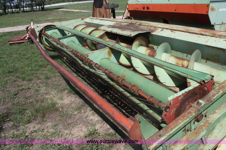 image for item B6889 Owatonna 270 self-propelled swather
