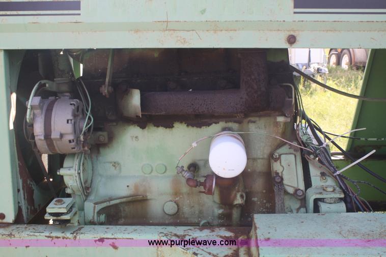 image for item B6889 Owatonna 270 self-propelled swather