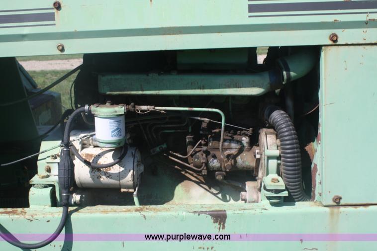 image for item B6889 Owatonna 270 self-propelled swather