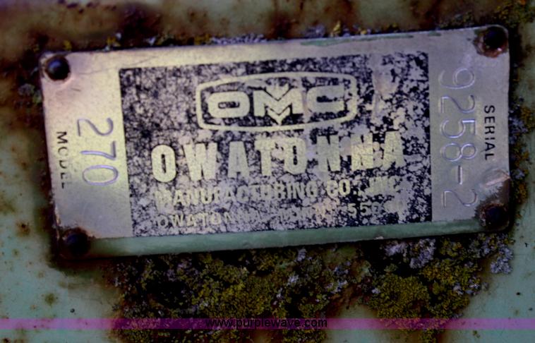 image for item B6889 Owatonna 270 self-propelled swather