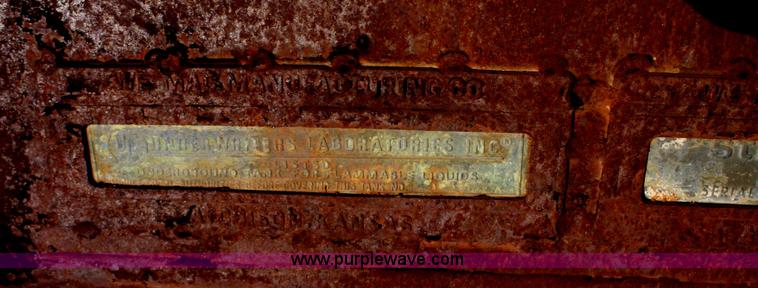 image for item B6898 2,000 gallon fuel tank