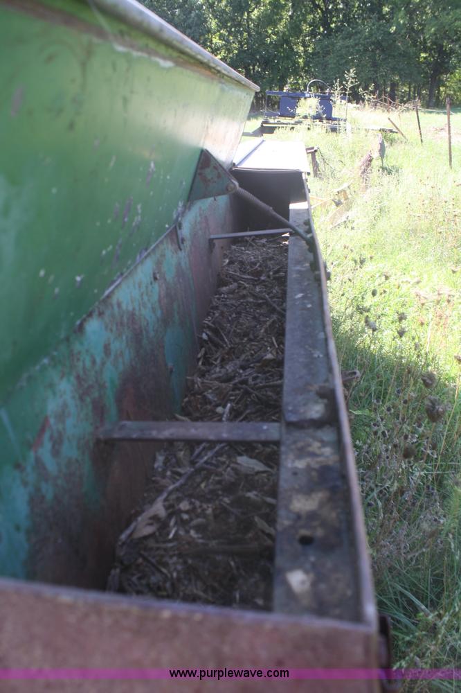 image for item B6901 John Deere FBA drill