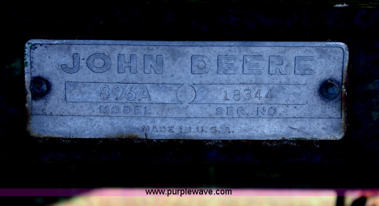 image for item B6916 John Deere 896A side delivery rake