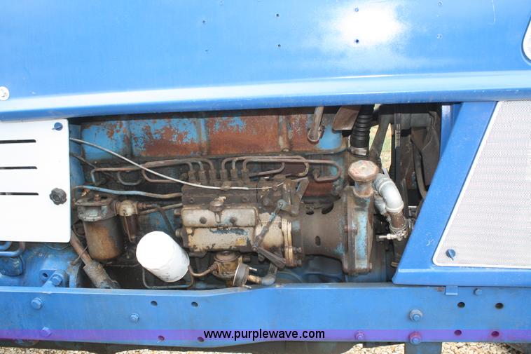 image for item B6934 1963 Ford 6000 tractor