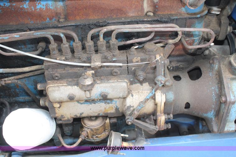 image for item B6934 1963 Ford 6000 tractor