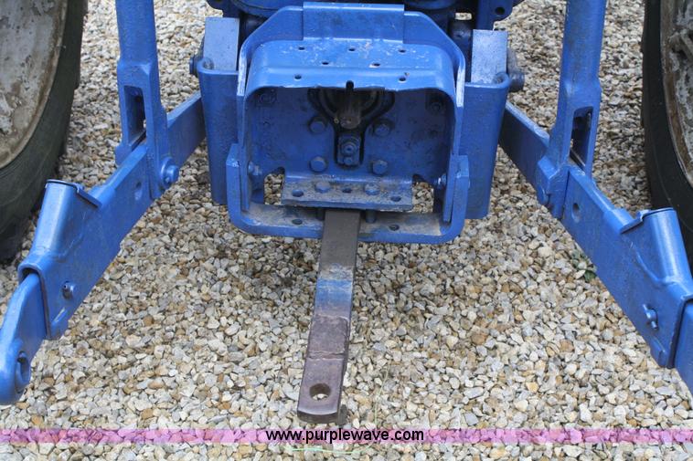 image for item B6934 1963 Ford 6000 tractor