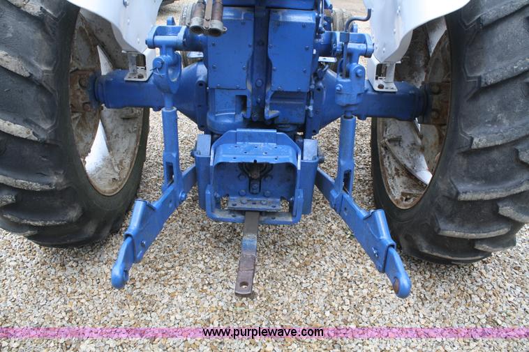 image for item B6934 1963 Ford 6000 tractor