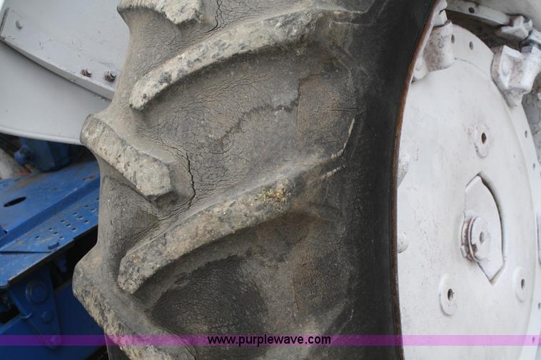 image for item B6934 1963 Ford 6000 tractor