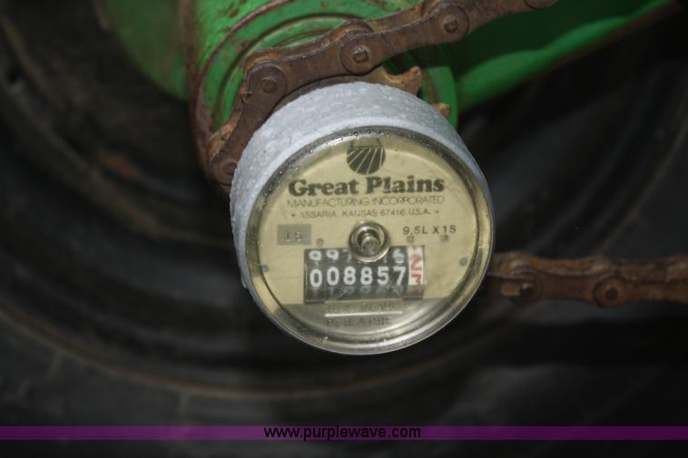 image for item B6985 Great Plains Solid Stand 15 No-Till drill