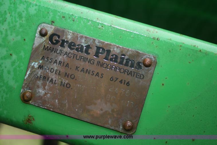 image for item B6985 Great Plains Solid Stand 15 No-Till drill