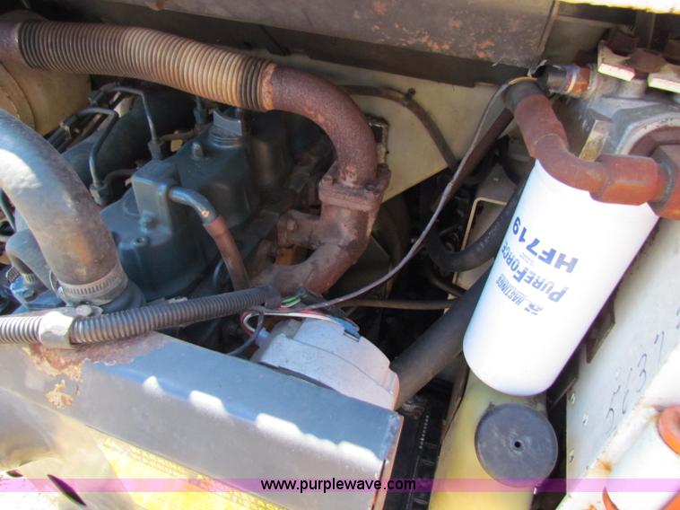 image for item B7459 Bobcat 743 skid steer