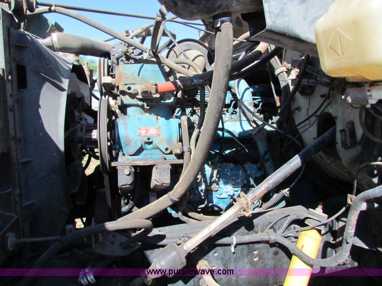 image for item B7460 1989 Loral International S1900 Easy-Rider 2000 dry floater