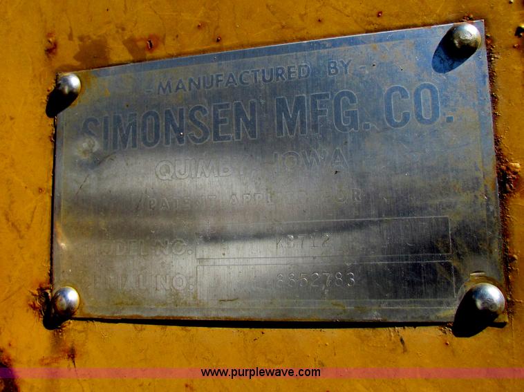 image for item B7460 1989 Loral International S1900 Easy-Rider 2000 dry floater