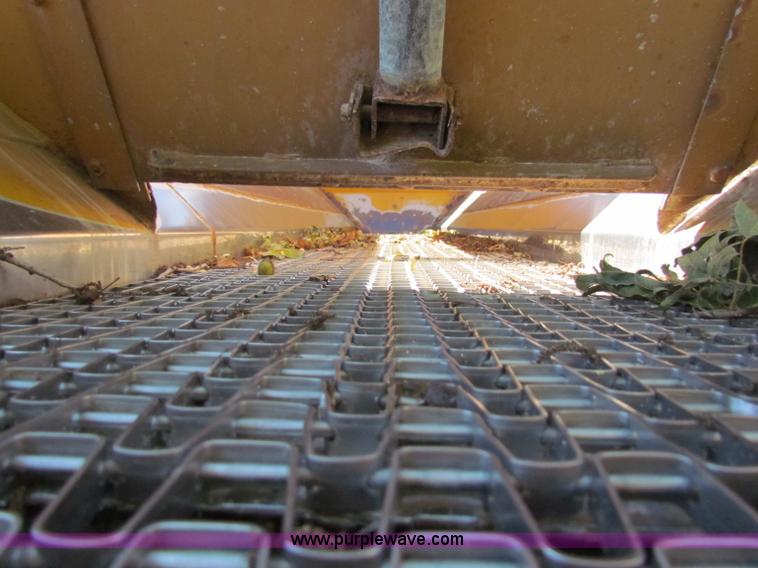 image for item B7460 1989 Loral International S1900 Easy-Rider 2000 dry floater