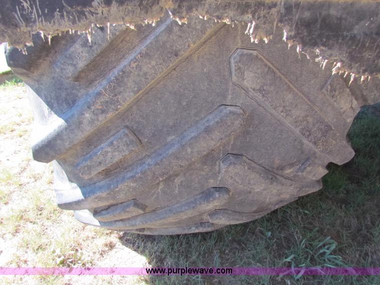 image for item B7460 1989 Loral International S1900 Easy-Rider 2000 dry floater