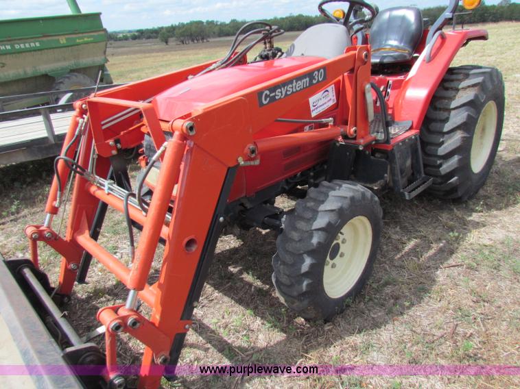 image for item B7466 Century 2028 MFWD tractor