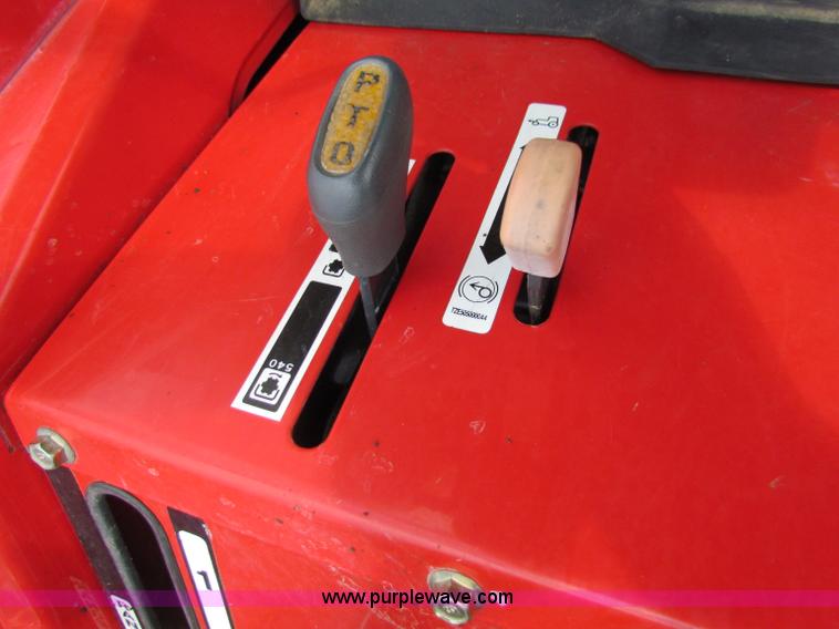 image for item B7466 Century 2028 MFWD tractor