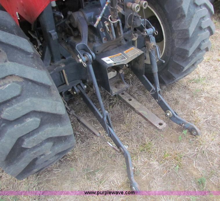 image for item B7466 Century 2028 MFWD tractor