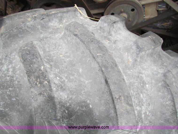 image for item B7467 Gleaner CII combine