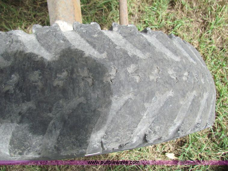 image for item B7467 Gleaner CII combine