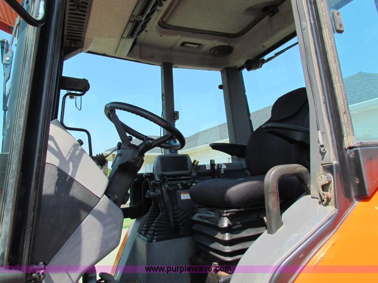 image for item B7476 1993 AGCO 8630 MWFD tractor