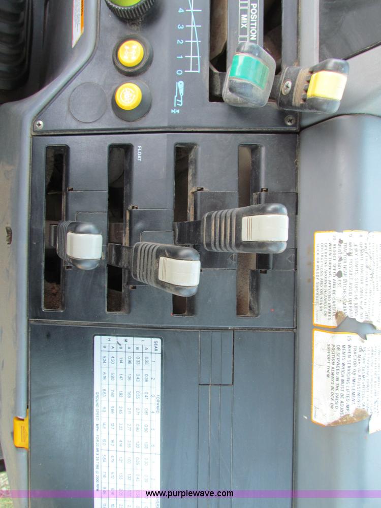 image for item B7476 1993 AGCO 8630 MWFD tractor