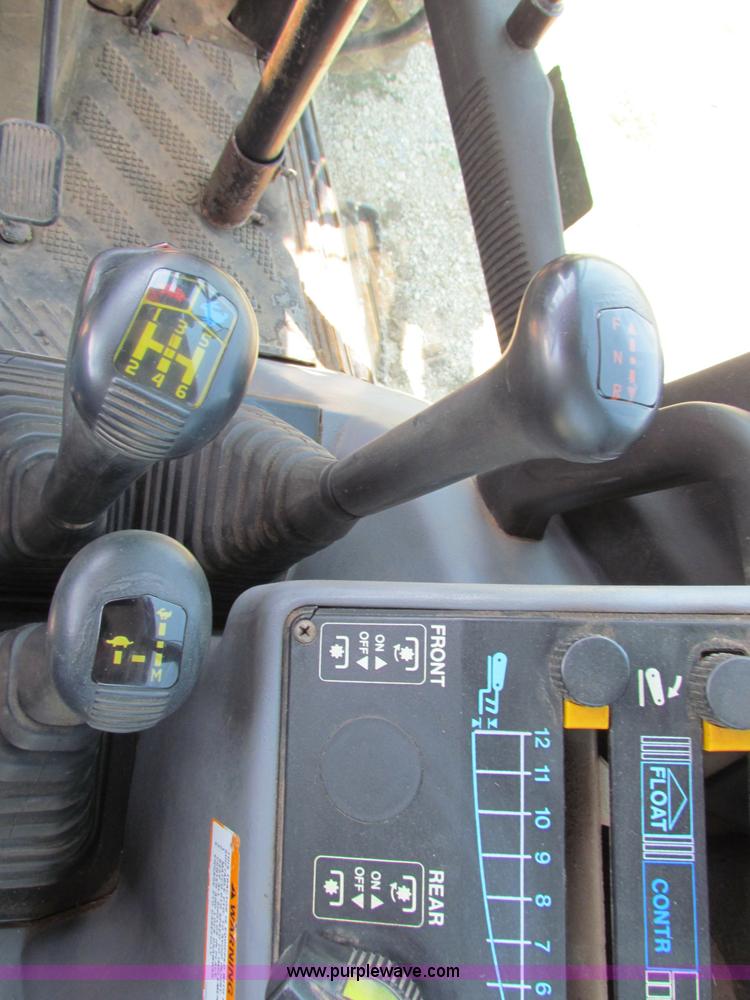 image for item B7476 1993 AGCO 8630 MWFD tractor