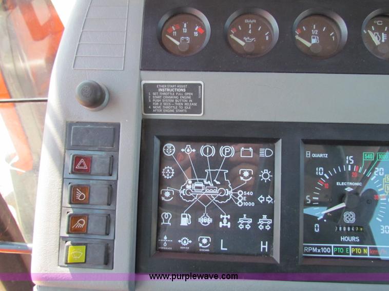 image for item B7476 1993 AGCO 8630 MWFD tractor