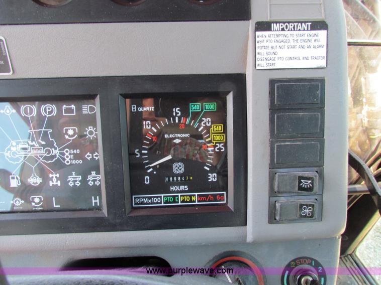 image for item B7476 1993 AGCO 8630 MWFD tractor