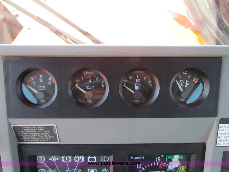 image for item B7476 1993 AGCO 8630 MWFD tractor