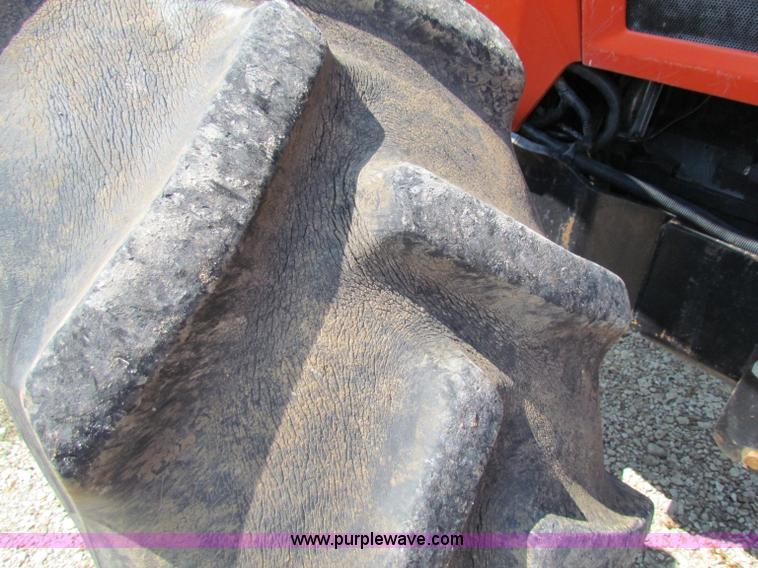 image for item B7476 1993 AGCO 8630 MWFD tractor